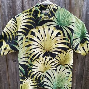 Tommy Bahama Mens Size Large Hawaiian Button Up Ca